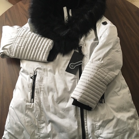 Buy today & receive free new gift valued at $68 - Picture 3 of 7